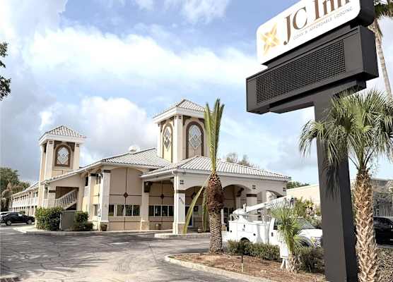 Hotel Clermont West Kissimmee 1