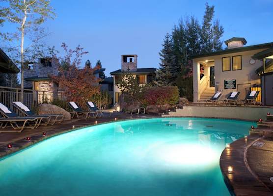 Tamarack Townhomes - CoralTree Residence Collection 1
