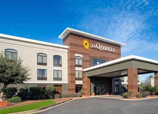 La Quinta Inn & Suites by Wyndham-Albany GA 1