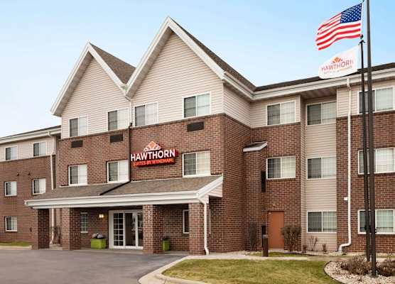 Hawthorn Extended Stay by Wyndham Milwaukee Airport 1