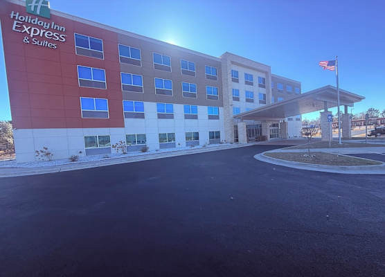Holiday Inn Express & Suites VIDALIA by IHG 1