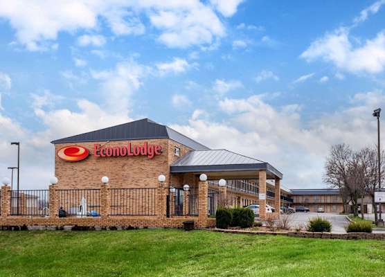 Econo Lodge Belton - Kansas City South 1