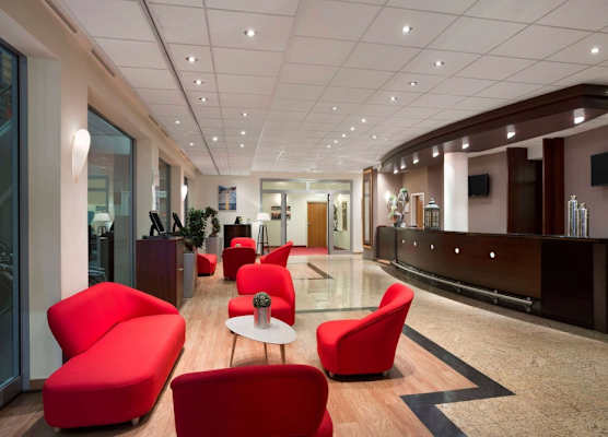 Ramada Encore by Wyndham Geneva 1