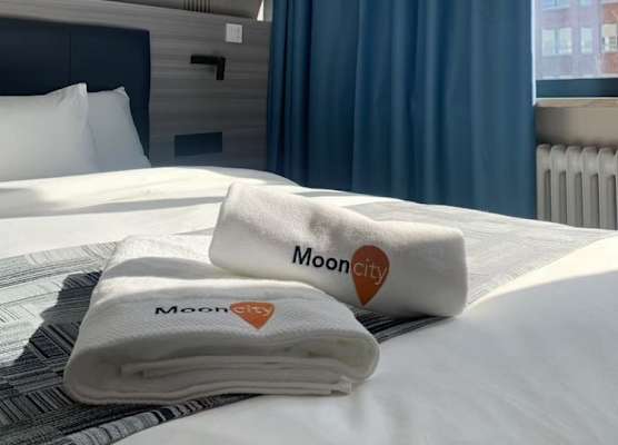 Mooncity Hotel & Boardinghouse 1