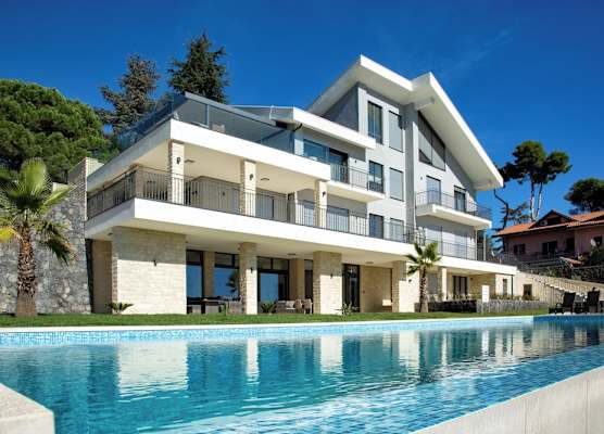 Villa Rita Pool & Spa 1