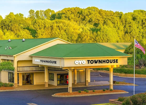 Townhouse Winston Salem - University 1
