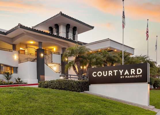 Courtyard by Marriott San Diego Del Mar/Solana Beach 1