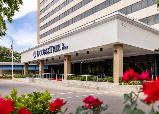 DoubleTree by Hilton Houston Medical Center Hotel & Suites 1