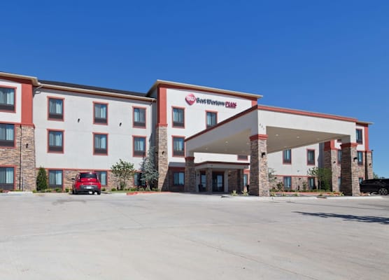 Best Western Plus Wewoka Inn & Suites 1