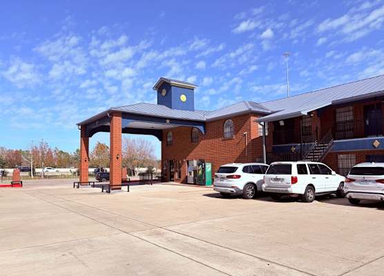 Express Inn & Suites Houston Katy 1