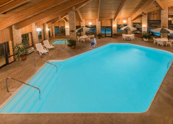 Days Inn by Wyndham Wooster 1