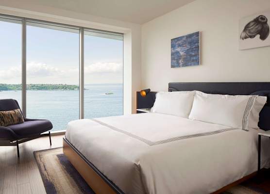 Thompson Seattle, by Hyatt 1