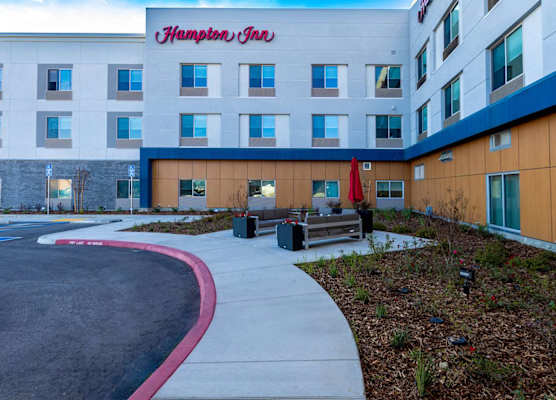 Hampton Inn Selma, Ca 1