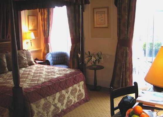 Grange Blooms Hotel 1