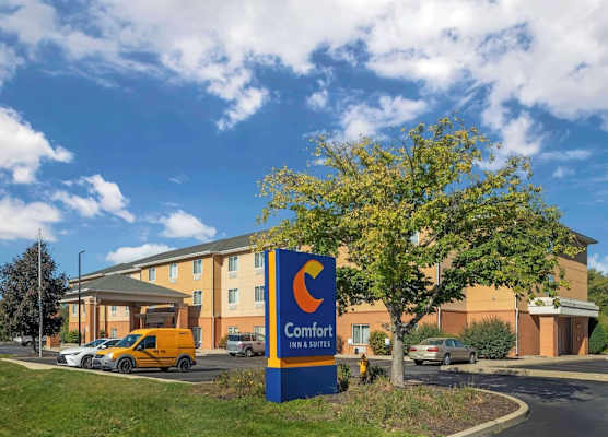 Comfort Inn & Suites Porter near Indiana Dunes 1