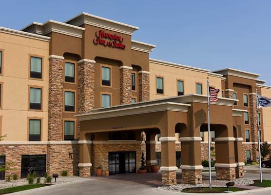 Hampton Inn & Suites Fargo Medical Center 1