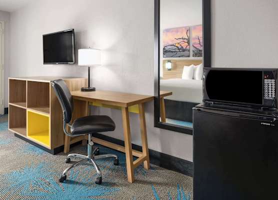 Days Inn by Wyndham Ladson Summerville Charleston 1