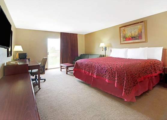 Days Inn by Wyndham St. Louis/Westport MO 1