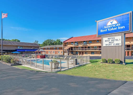 Americas Best Value Inn St. Marys 1
