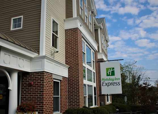 Holiday Inn Express DURHAM - (UNH) by IHG 1