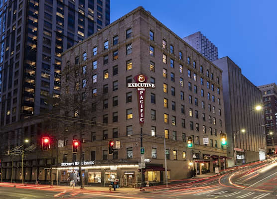 Executive Hotel Pacific 1