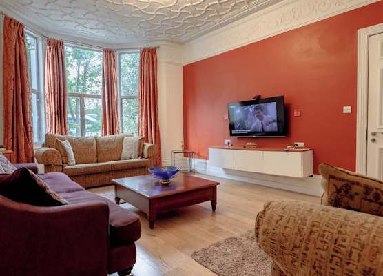 EBS London Stay 1