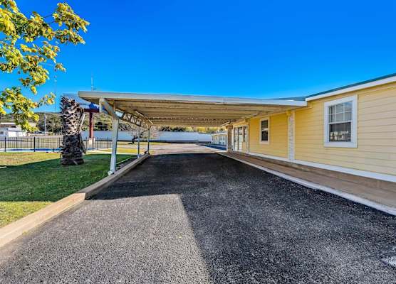 Rodeway Inn Kingsland - Lake LBJ 1