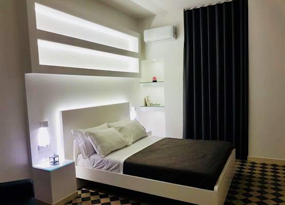 VILLA ADELAIDE SUITE & ROOM 1