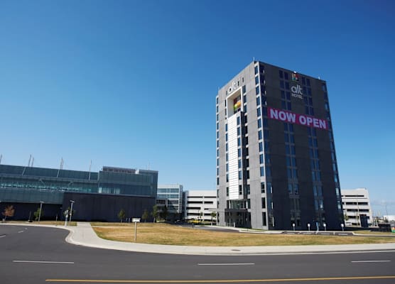 Alt Hotel Toronto Airport 1