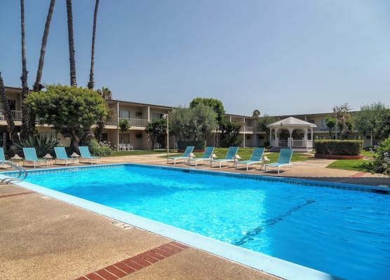 Golden Sails Hotel 1