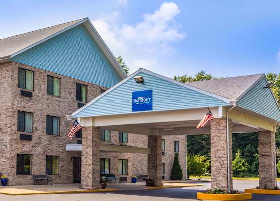 Baymont by Wyndham New Buffalo 1