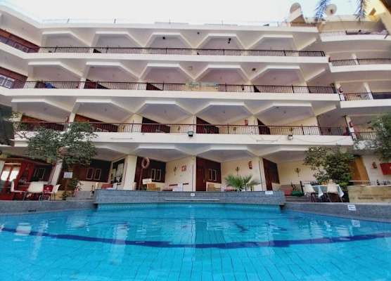 Rezeiky Hotel & Camp 您在盧克索的第二個家 1