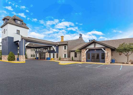Wingate by Wyndham South Bend/Notre Dame 1
