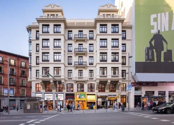 Ikonik Gran Vía 1