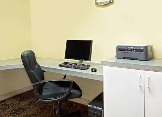 Days Inn by Wyndham Orlando Airport Florida Mall 1