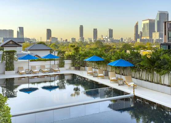 Centre Point Sukhumvit 10 1
