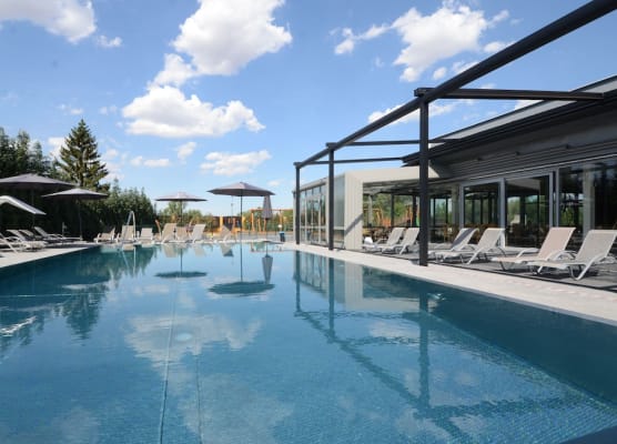 Hotel Aura Design & Garden Pool 1