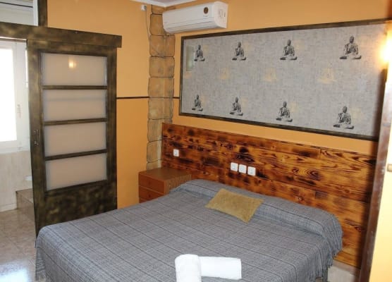 Hostal Isla Cristina Mataro 1