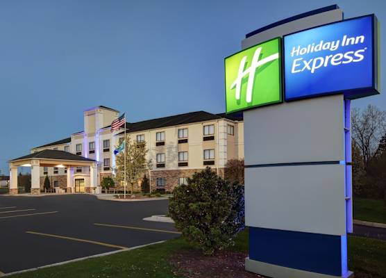 Holiday Inn Express ADRIAN by IHG 1
