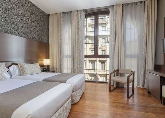 Barcelona Hotel Colonial 1