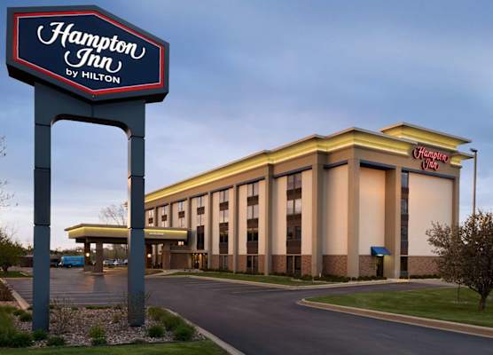 Hampton Inn Appleton-Fox River Mall Area 1