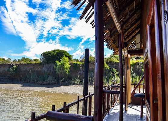 Maggie May House Boat 1