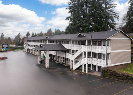 Basecamp Puyallup a Travelodge by Wyndham 1
