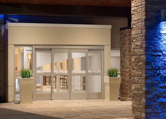 Holiday Inn Express & Suites CINCINNATI SOUTH - WILDER by IHG 1