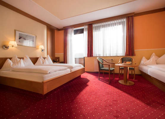 Hotel Schachenwald I Sauna I Aussenpool I Parkplatz 1