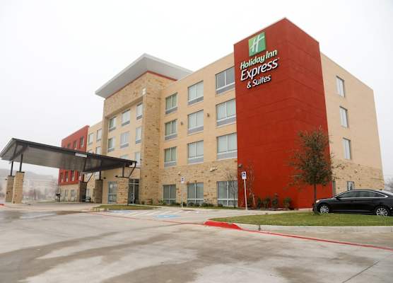 Holiday Inn Express & Suites FORNEY by IHG 1