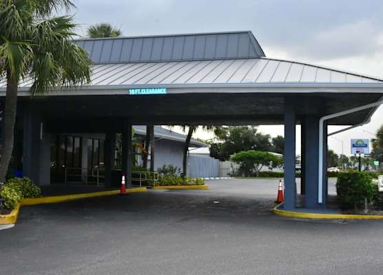 Days Inn by Wyndham Stuart 1