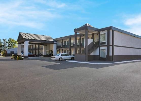 Rodeway Inn Commerce 1