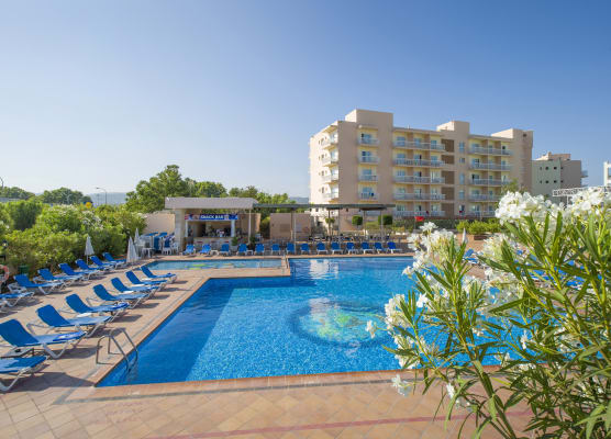 Invisa Hotel Es Pla - Adults Only 1
