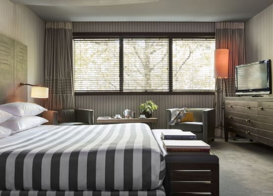 Hotel Square 1